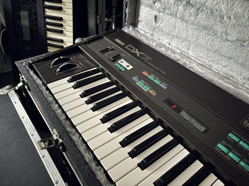 She's fixed! The Guilty Pleasures House Band.